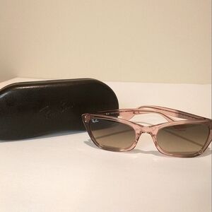 NWOT Ray-Ban 2299 Lady Burbank Transparent Pink Sunglasses